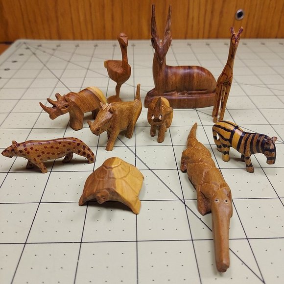 10 Piece Lot African Kenyan Small Wooden Hand Carved Safari Animals Vintage Cute - Picture 5 of 8